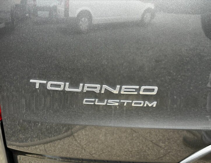 Ford Tourneo Custom Ostatní 2,0 l 96 kw