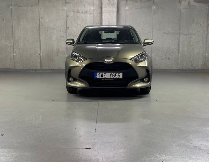 Toyota Yaris 2