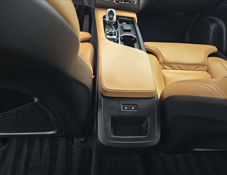 Volvo XC90 SUV 2,0 l 184 kw