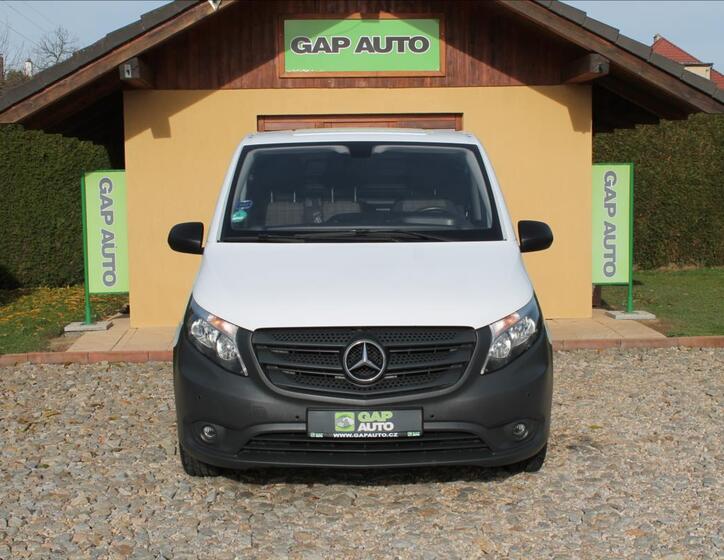 Mercedes-Benz Vito 2