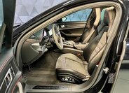 Porsche Panamera 11