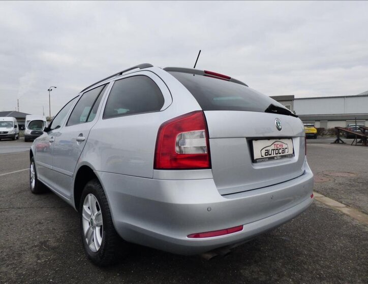 Škoda Octavia Kombi 2,0 l 103 kw