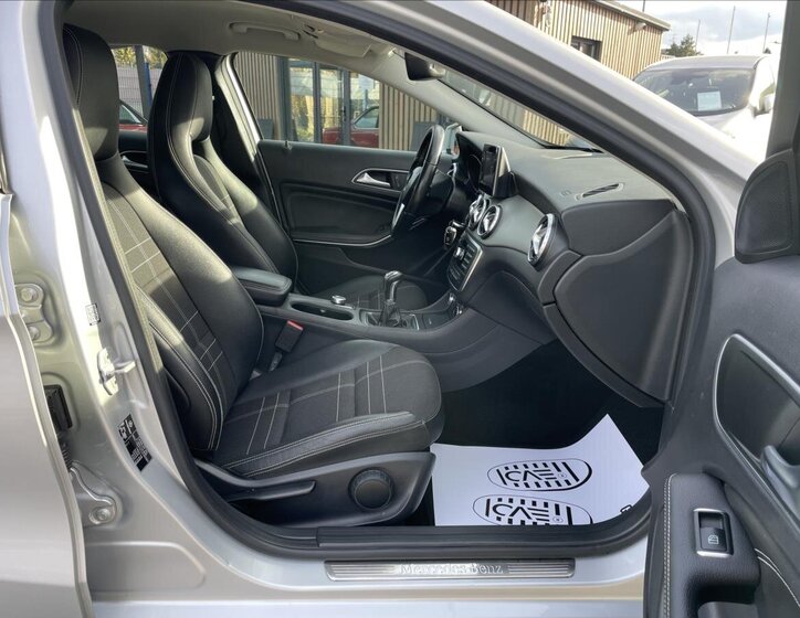 Mercedes-Benz GLA 21