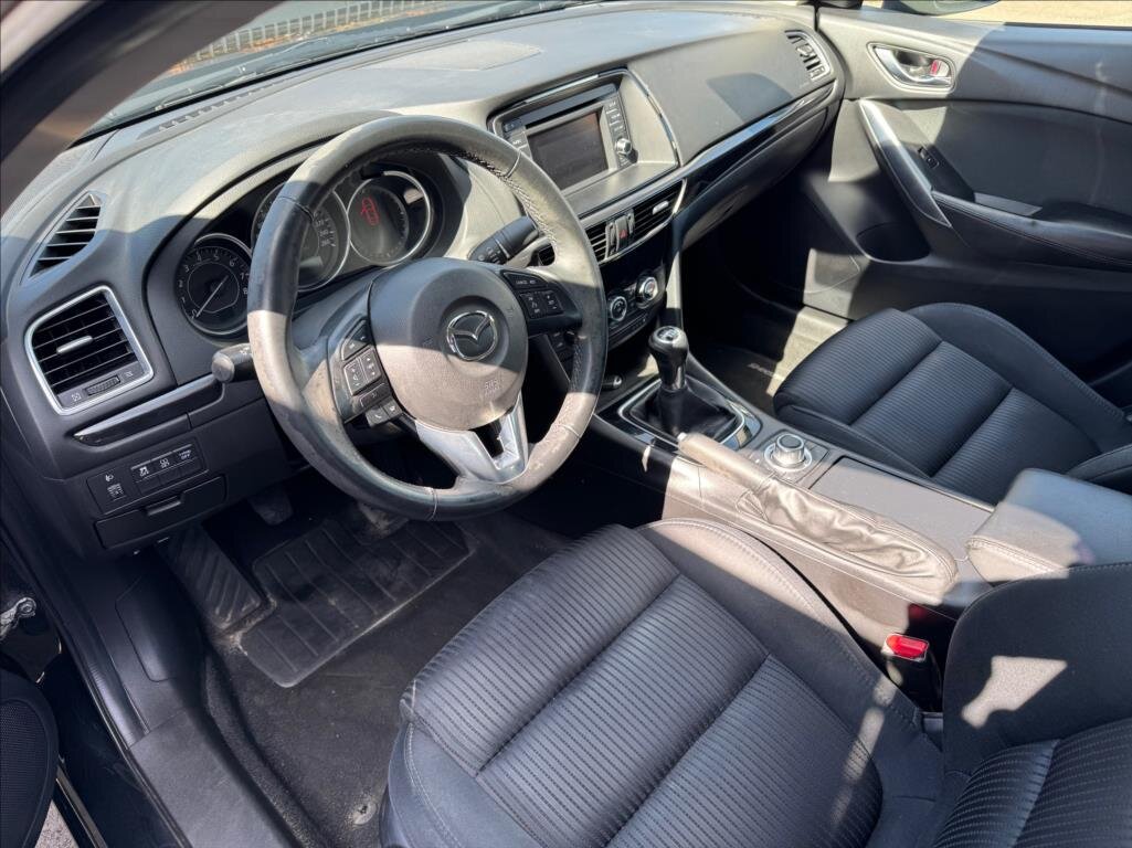 Mazda 6 Sedan / Limuzína 2,0 l 107 kw