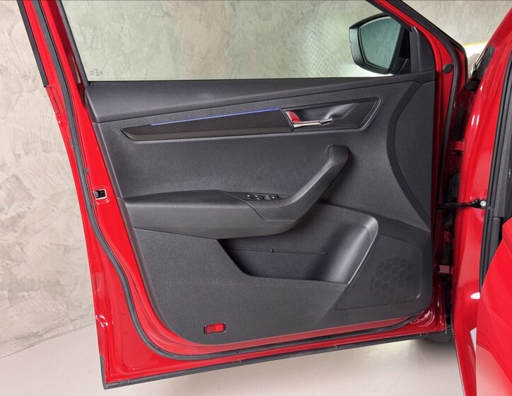 Škoda Karoq SUV / Terénní 2,0 l 85 kw