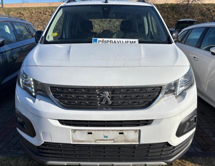 Peugeot Rifter MPV 1,5 l 75 kw