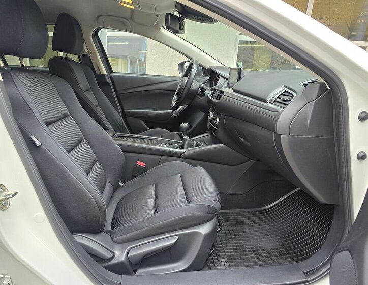 Mazda 6 Kombi 2,0 l 121 kw