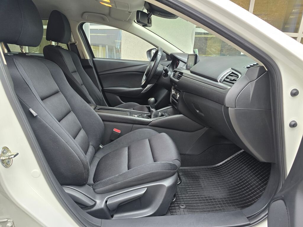 Mazda 6 Kombi 2,0 l 121 kw