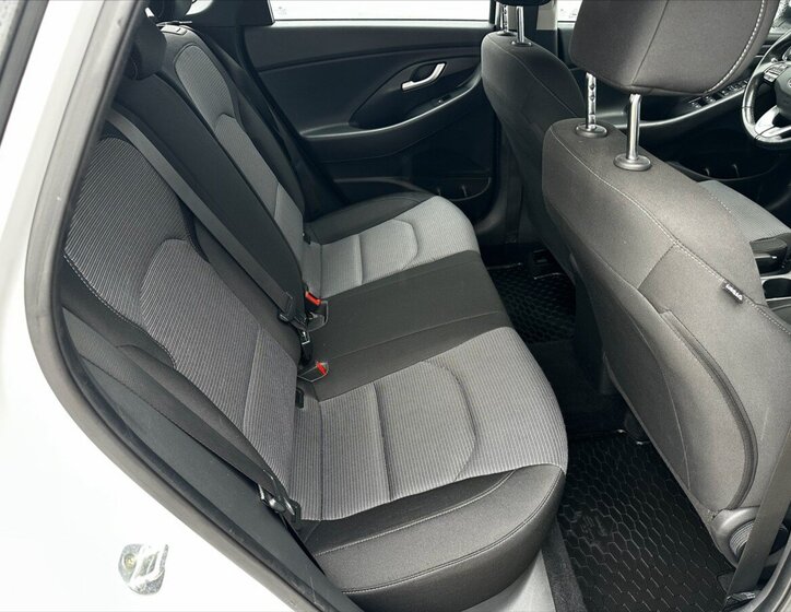 Hyundai i30 Kombi 1,6 l 85 kw