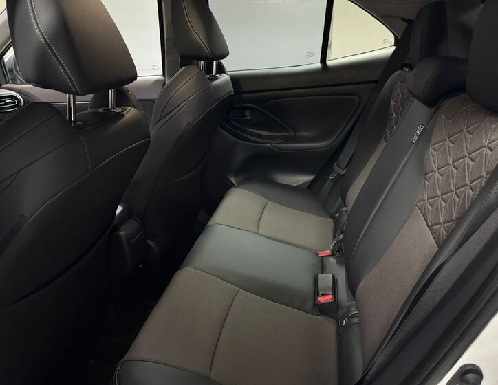 Toyota Yaris Cross 10