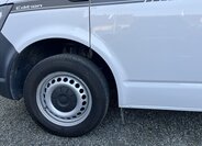 Volkswagen Transporter Kombi 2,0 l 62 kw