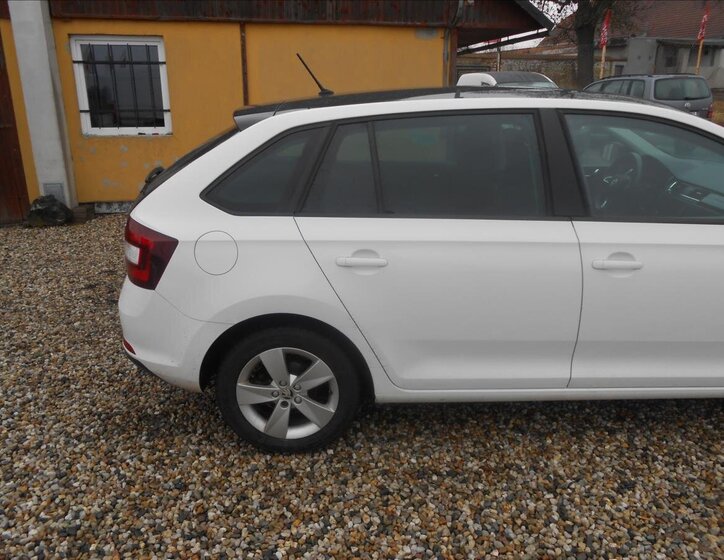 Škoda Rapid Hatchback 1,6 l 85 kw