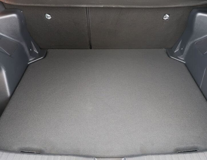 Toyota Yaris Cross 12