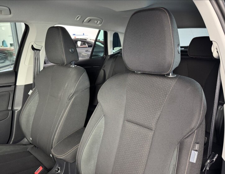 Škoda Kamiq SUV 1,5 l 110 kw