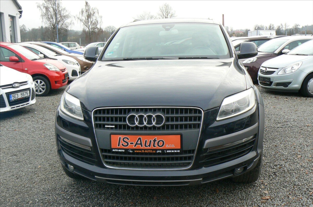 Audi Q7 SUV / Terénní 3,0 l 176 kw