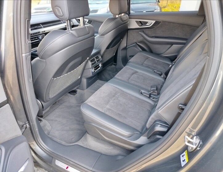 Audi Q7 SUV / Terénní 3,0 l 200 kw