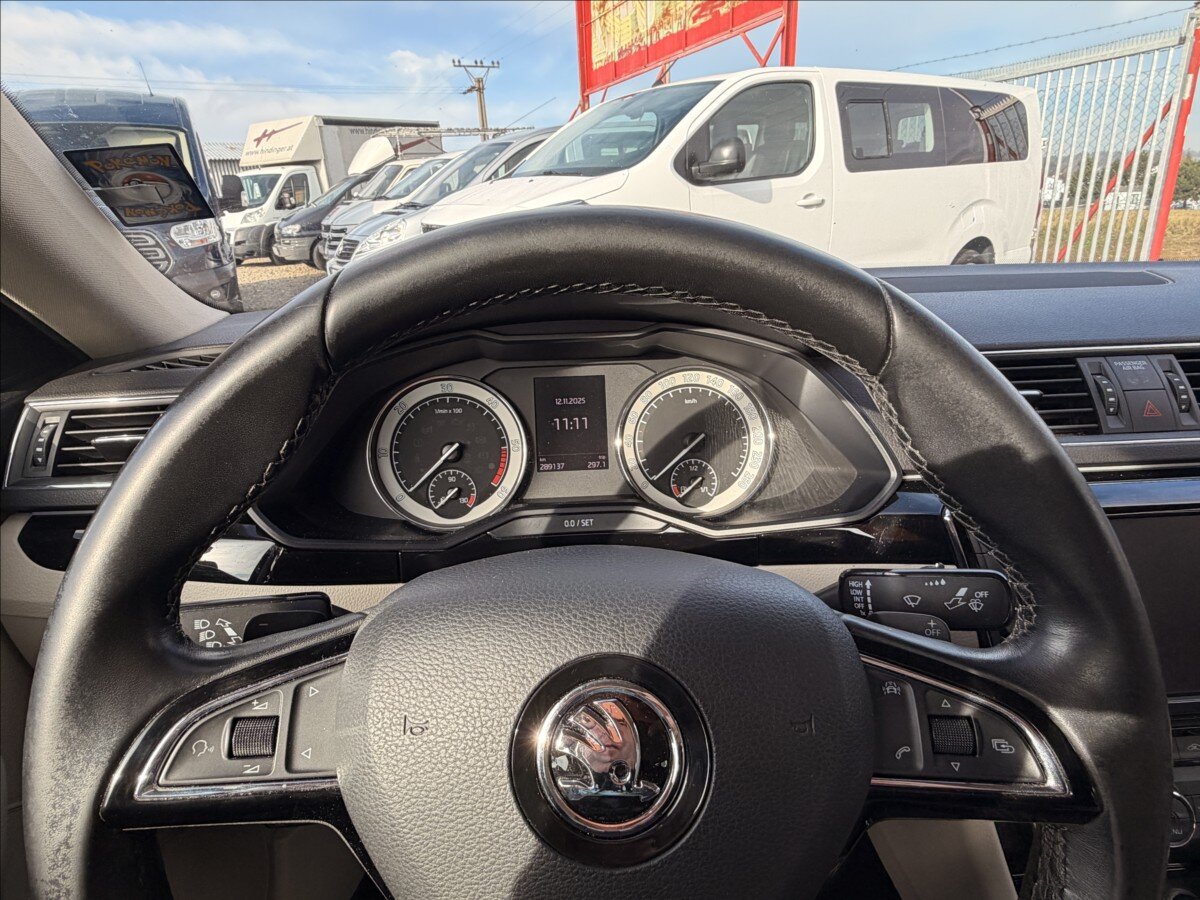 Škoda Superb Liftback 2,0 l 140 kw