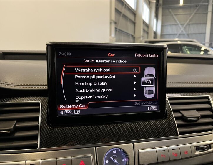 Audi S8 Sedan / Limuzína 4,0 l 445 kw