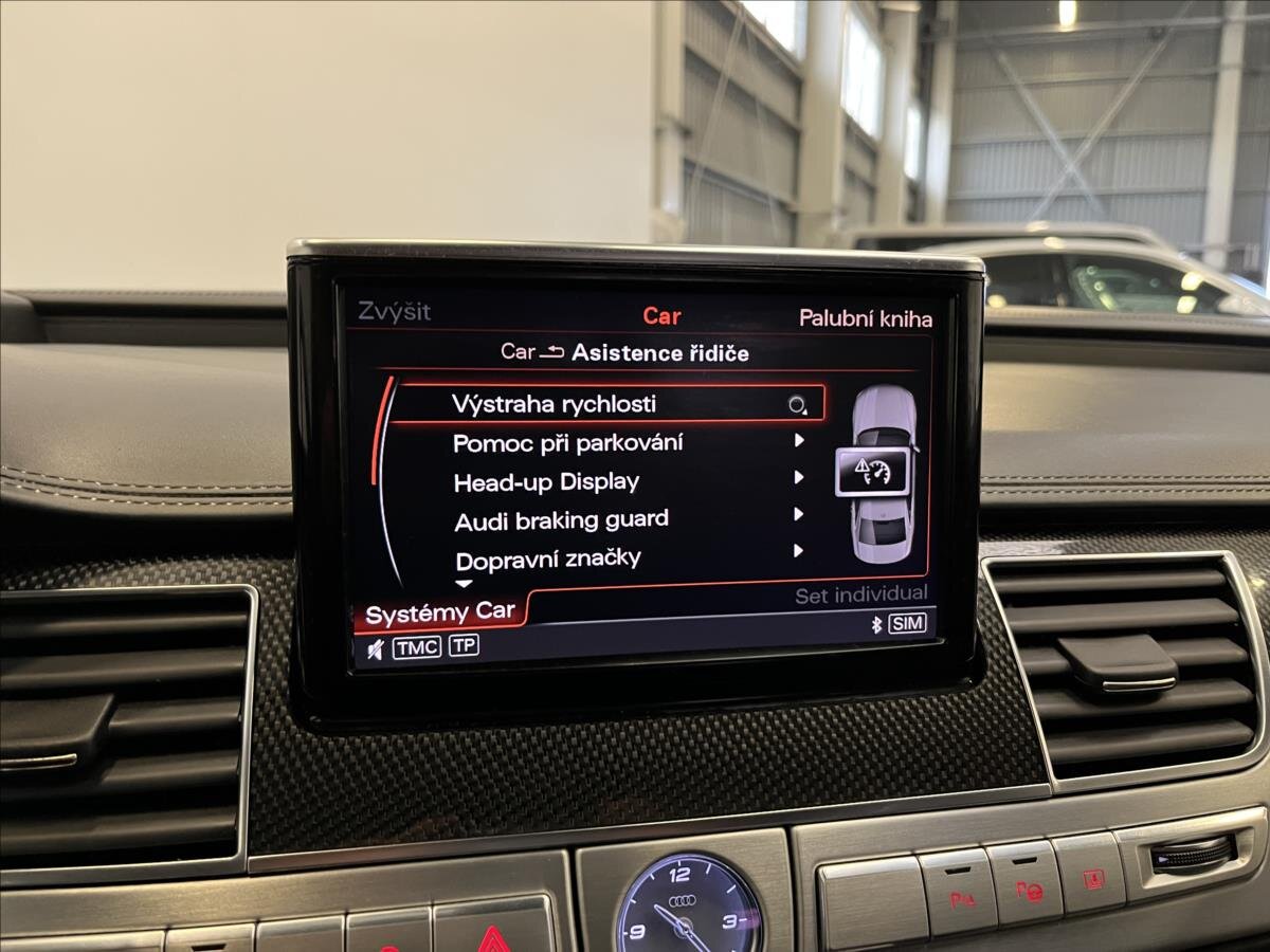 Audi S8 Sedan / Limuzína 4,0 l 445 kw