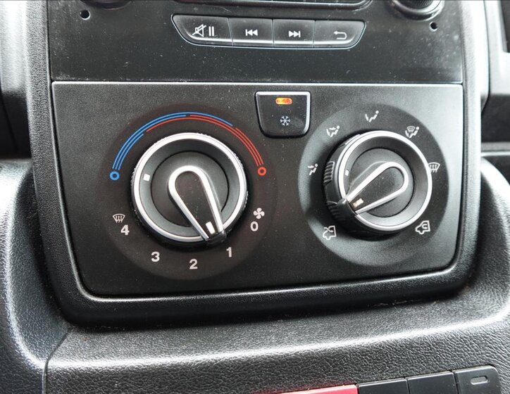 Peugeot Boxer Ostatní 2,0 l 96 kw