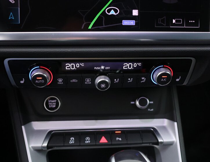 Audi Q3 SUV / Terénní 1,5 l 110 kw