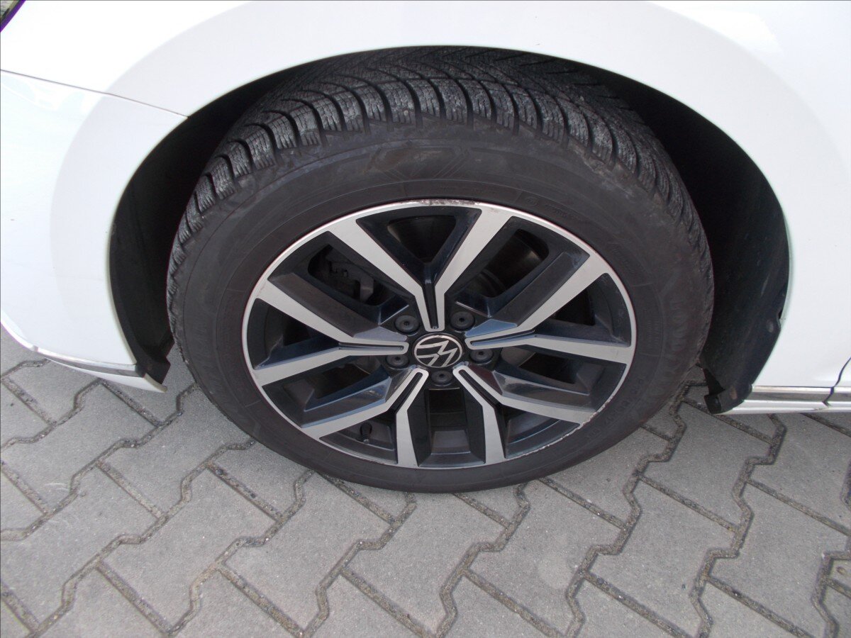 Volkswagen Passat Kombi 2,0 l 140 kw