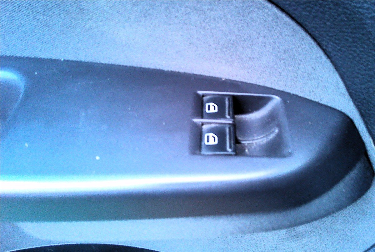 Volkswagen Caddy Kombi 1,6 l 75 kw