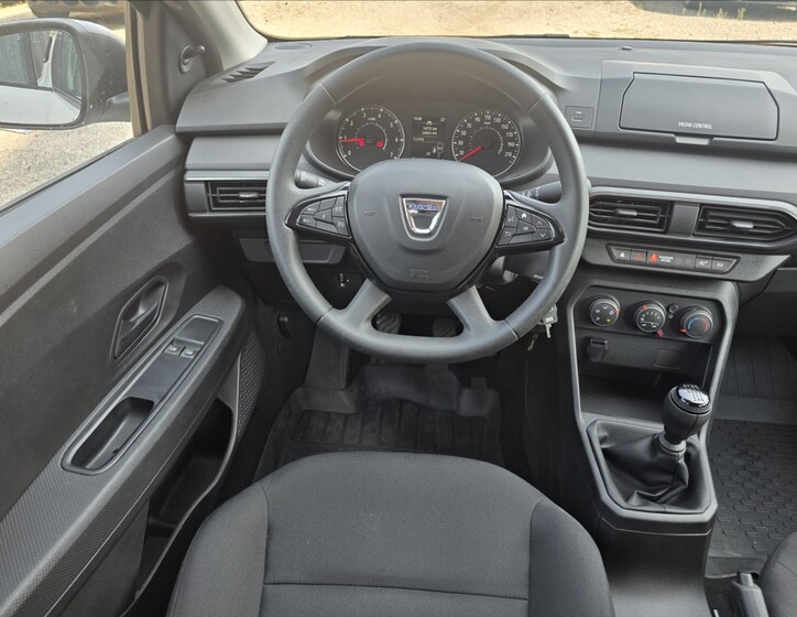 Dacia Sandero 16
