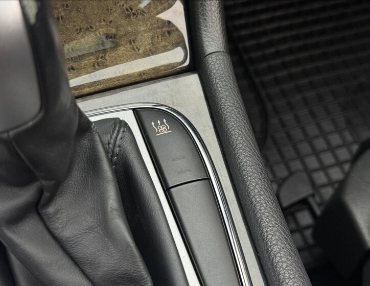 Mercedes-Benz Třídy E Kombi 3,0 l 170 kw