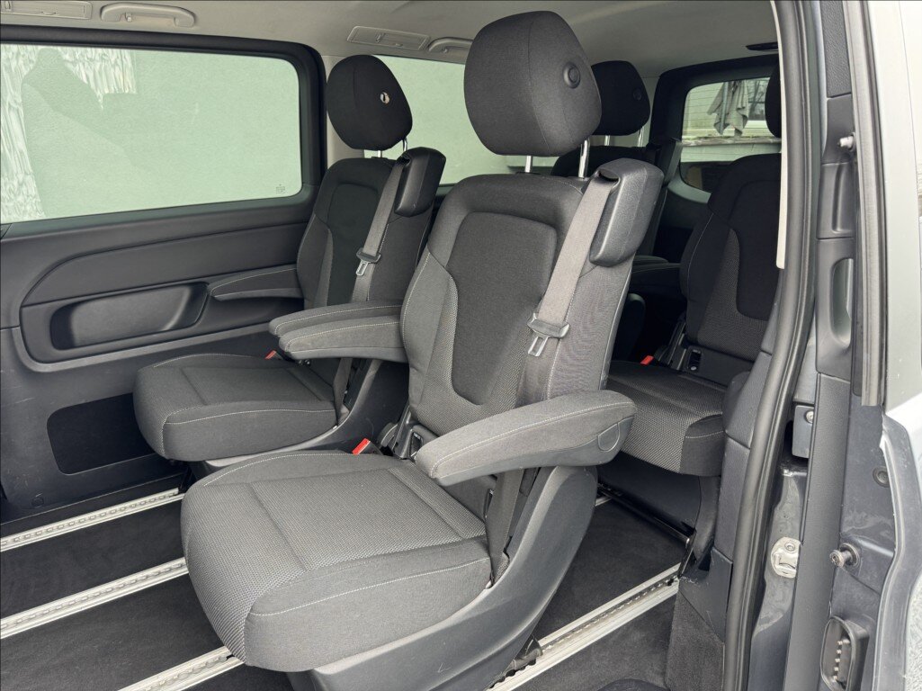 Mercedes-Benz Třídy V Kombi 2,1 l 120 kw