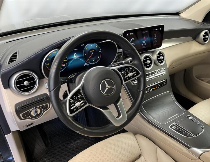 Mercedes-Benz GLC 9