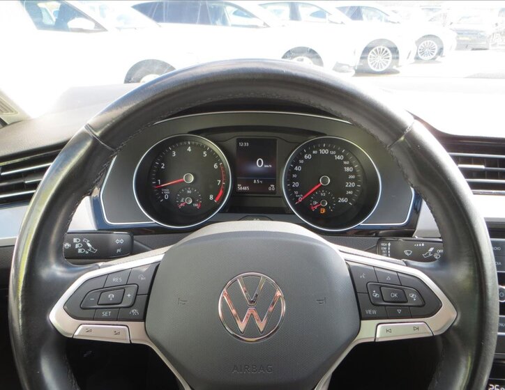 Volkswagen Passat Liftback 1,5 l 110 kw