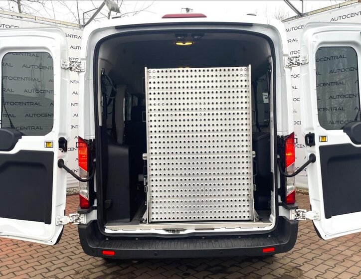 Ford Transit 10