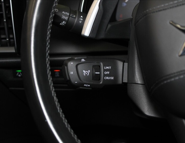 DS Automobiles DS9 27