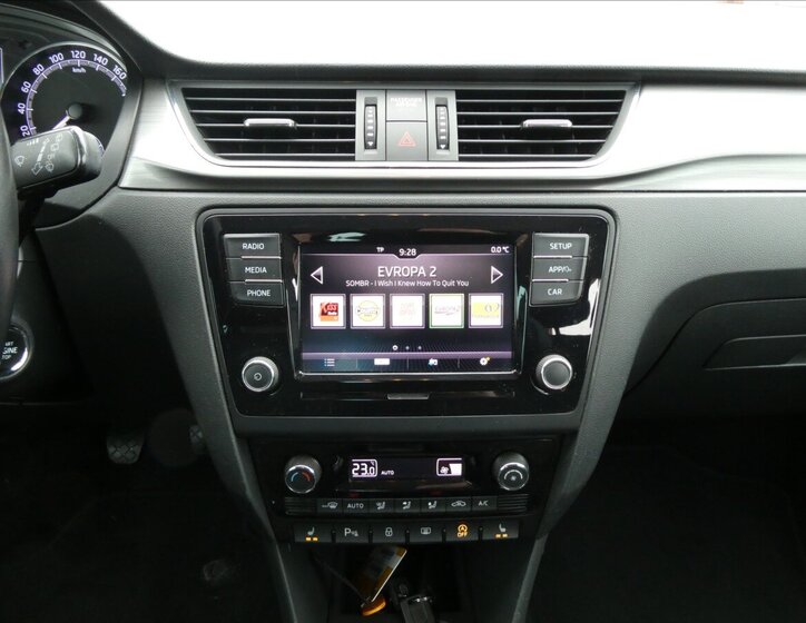 Škoda Rapid Sedan 999,0 81 kw