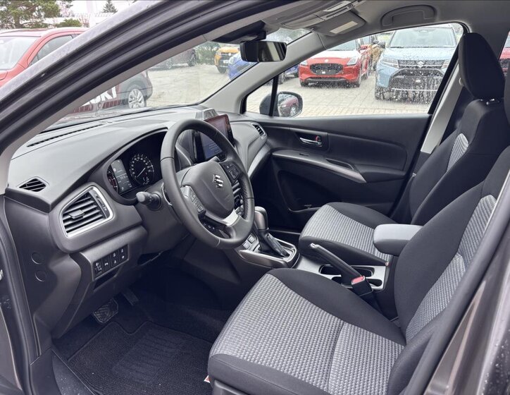Suzuki S-Cross SUV / Terénní 1,4 l 81 kw