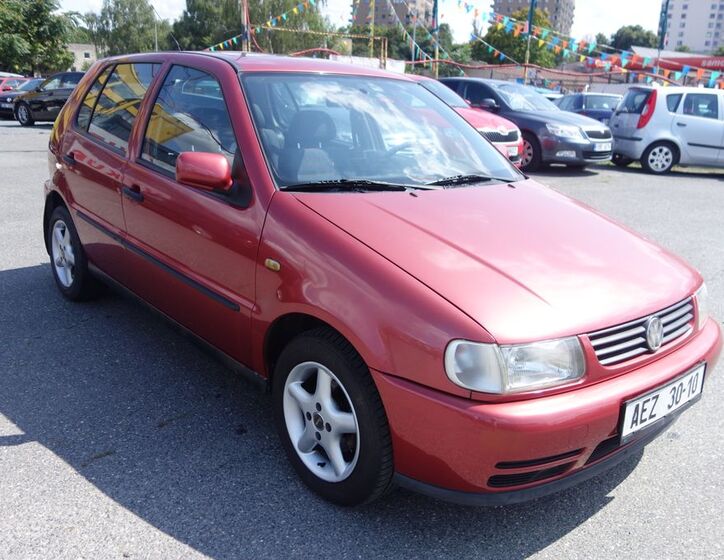 Volkswagen Polo 1