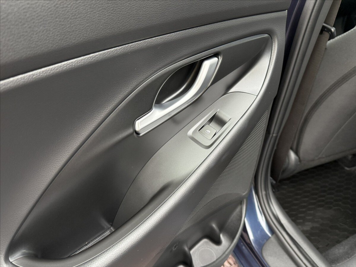 Hyundai i30 Hatchback 1,5 l 71 kw