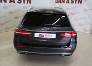 Mercedes-Benz Třídy E Kombi 2,0 l 143 kw