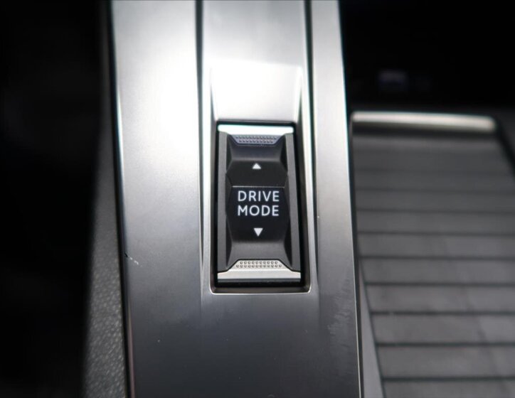 Peugeot 308 Kombi 1,2 l 96 kw