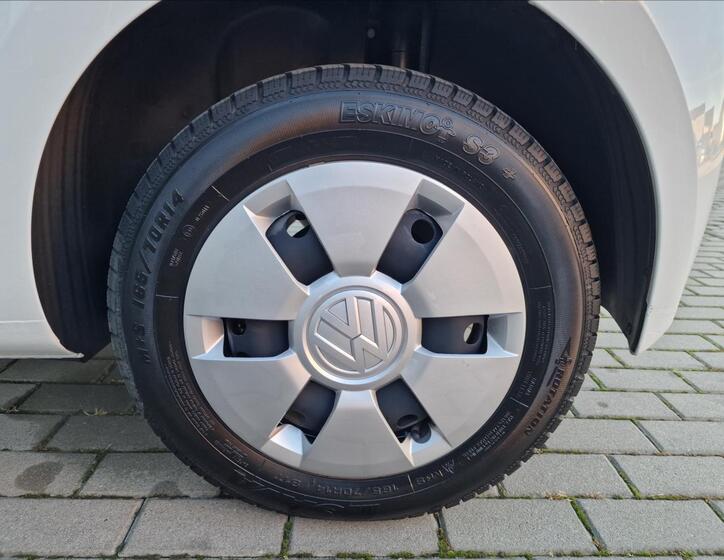 Volkswagen up! 42