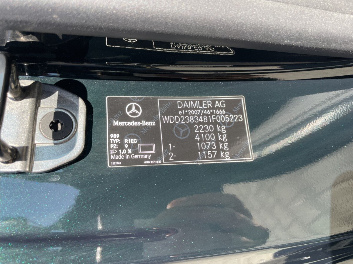 Mercedes-Benz Třídy E Kupé 2,0 l 180 kw