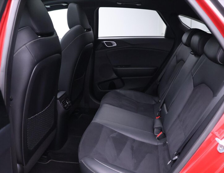 KIA ProCeed Kombi 1,6 l 100 kw