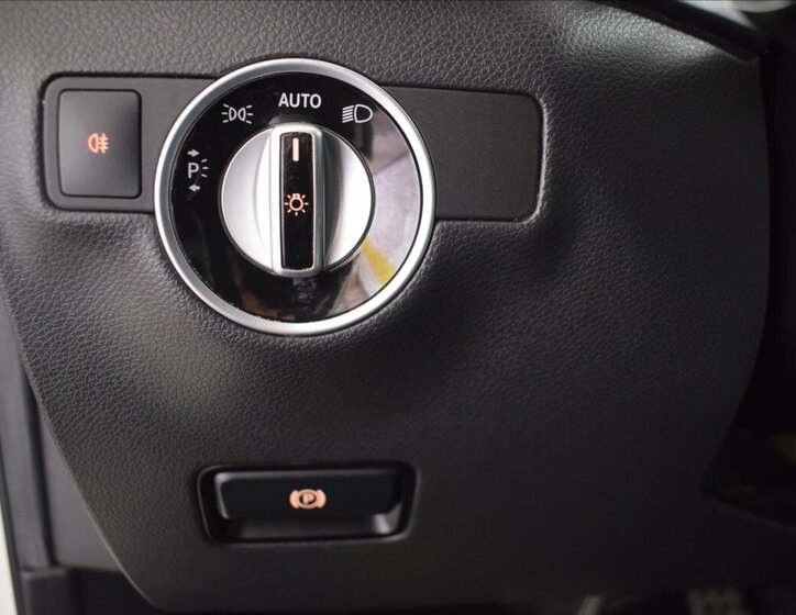 Mercedes-Benz Třídy B Hatchback 1,5 l 80 kw