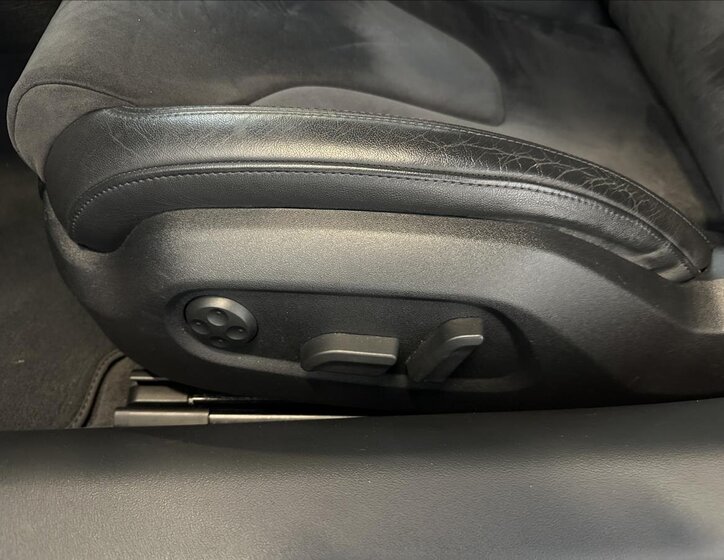 Audi R8 Kupé 5,2 l 386 kw