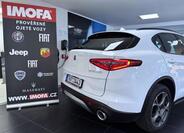 Alfa Romeo Stelvio 5
