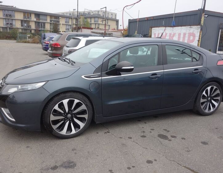 Opel Ampera 2