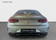 Mercedes-Benz Třídy S Kupé 4,0 l 345 kw