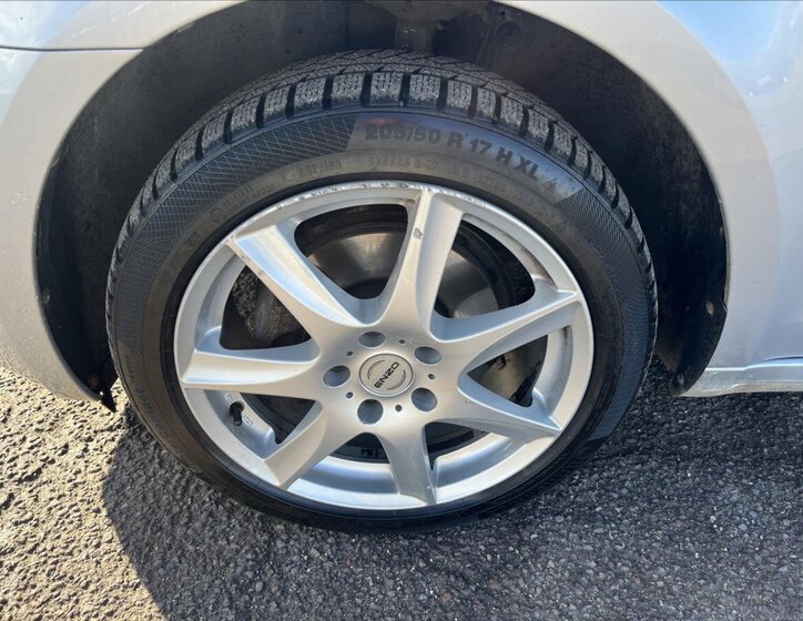 Škoda Octavia Kombi 1,6 l 77 kw