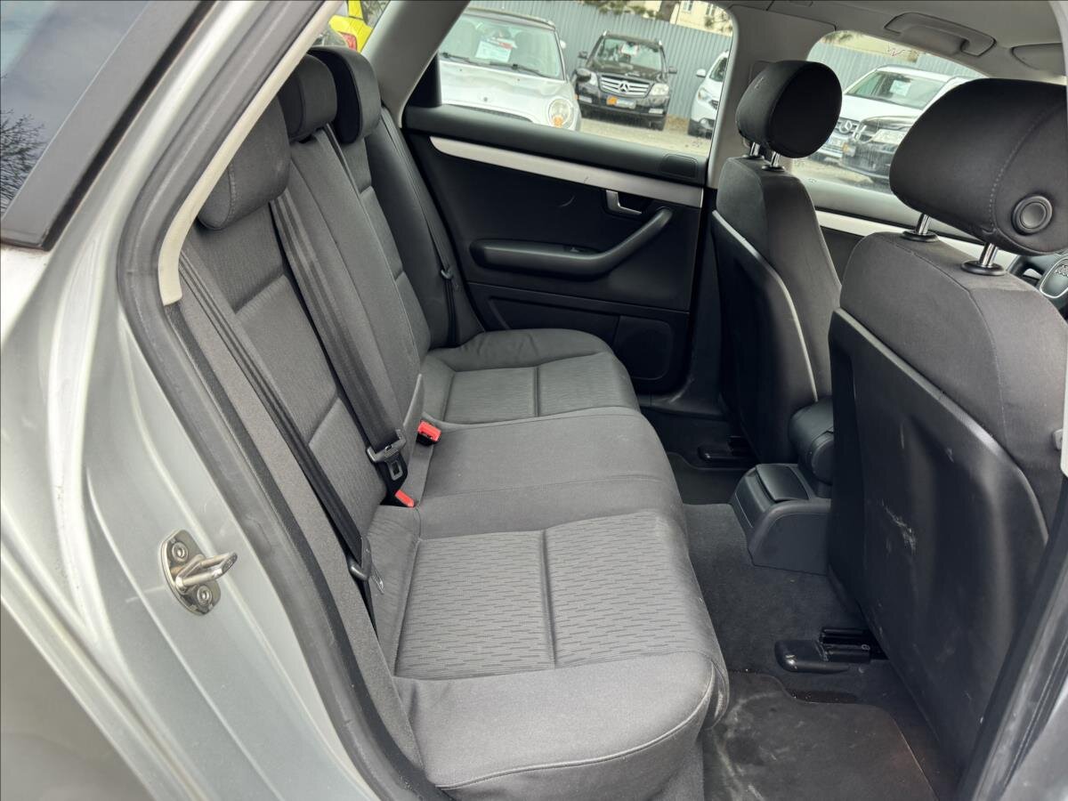 Audi A4 Kombi 2,0 l 103 kw